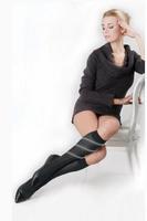 KNITTEX / PYTONKI- PODKOLANÓWKI RELAKSUJĄCE 40 DEN - www.anstel.pl